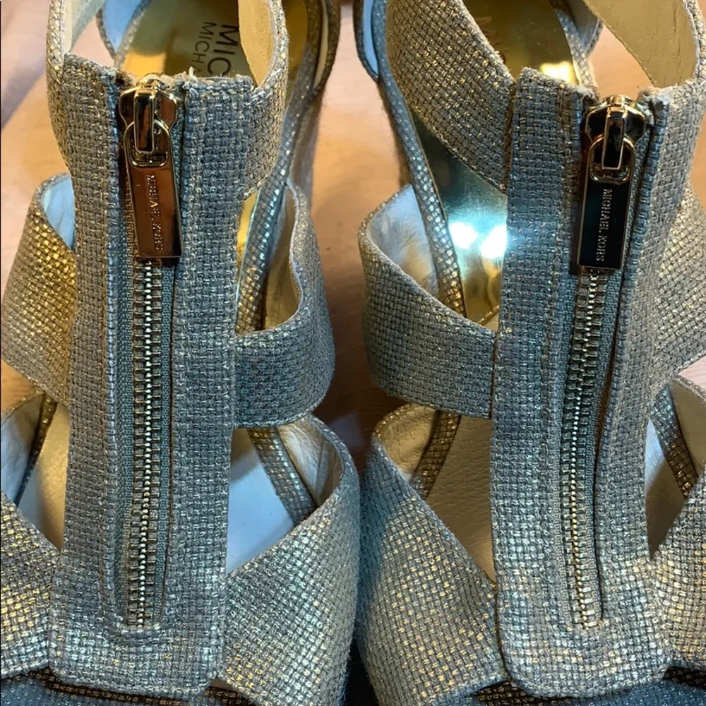 Michael Kors almost NEW worn once, EUC espadrilles